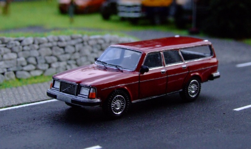 volvo245271.jpg