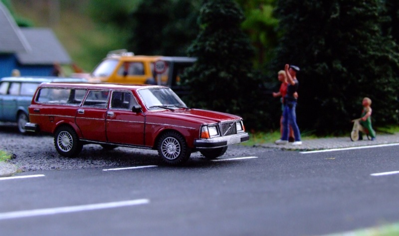 volvo245284.jpg