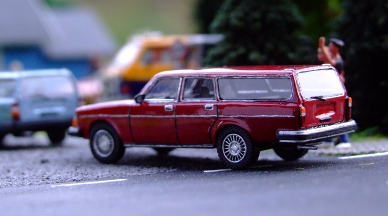 volvo245293.jpg